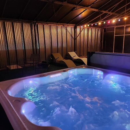 Gite De Charme Proche Loire A Velo Avec Jacuzzi Privatif Savonnières Exterior foto