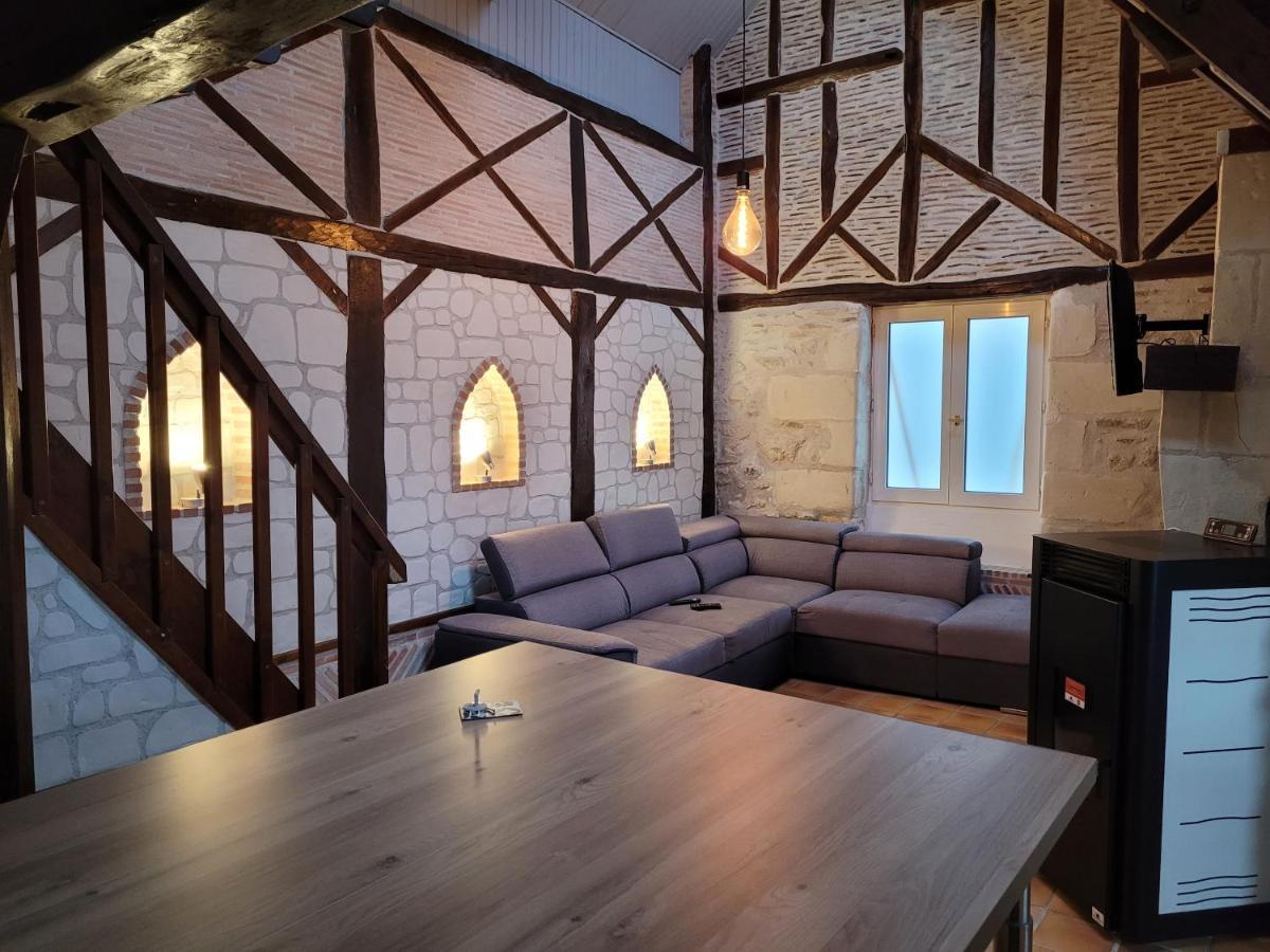 Gite De Charme Proche Loire A Velo Avec Jacuzzi Privatif Savonnières Exterior foto
